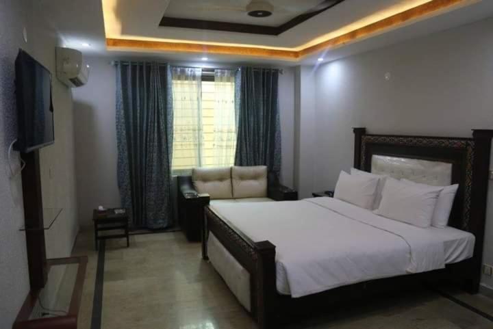 Pool & Park Resorts Lahore Exterior foto